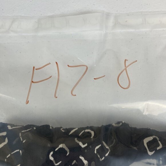 Chicos Blouse Women's Size Medium (1) Geometric Black Rayon Nylon Keyhole Front - Picture 7 of 8